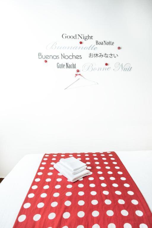 Moro Magenta 5 Casa E Appartamento Per Vacanze Рим Экстерьер фото
